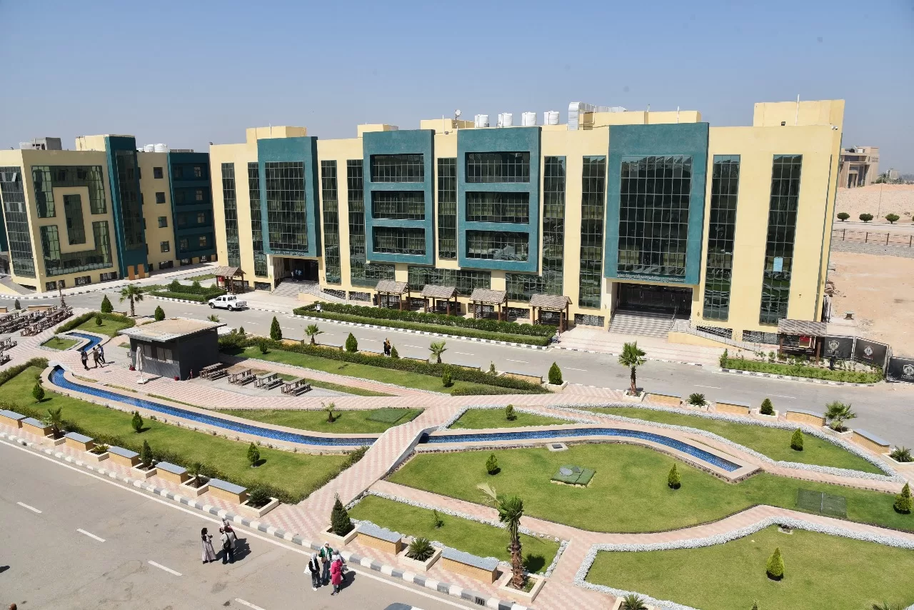 هل جامعة سفنكس معتمدة دوليا