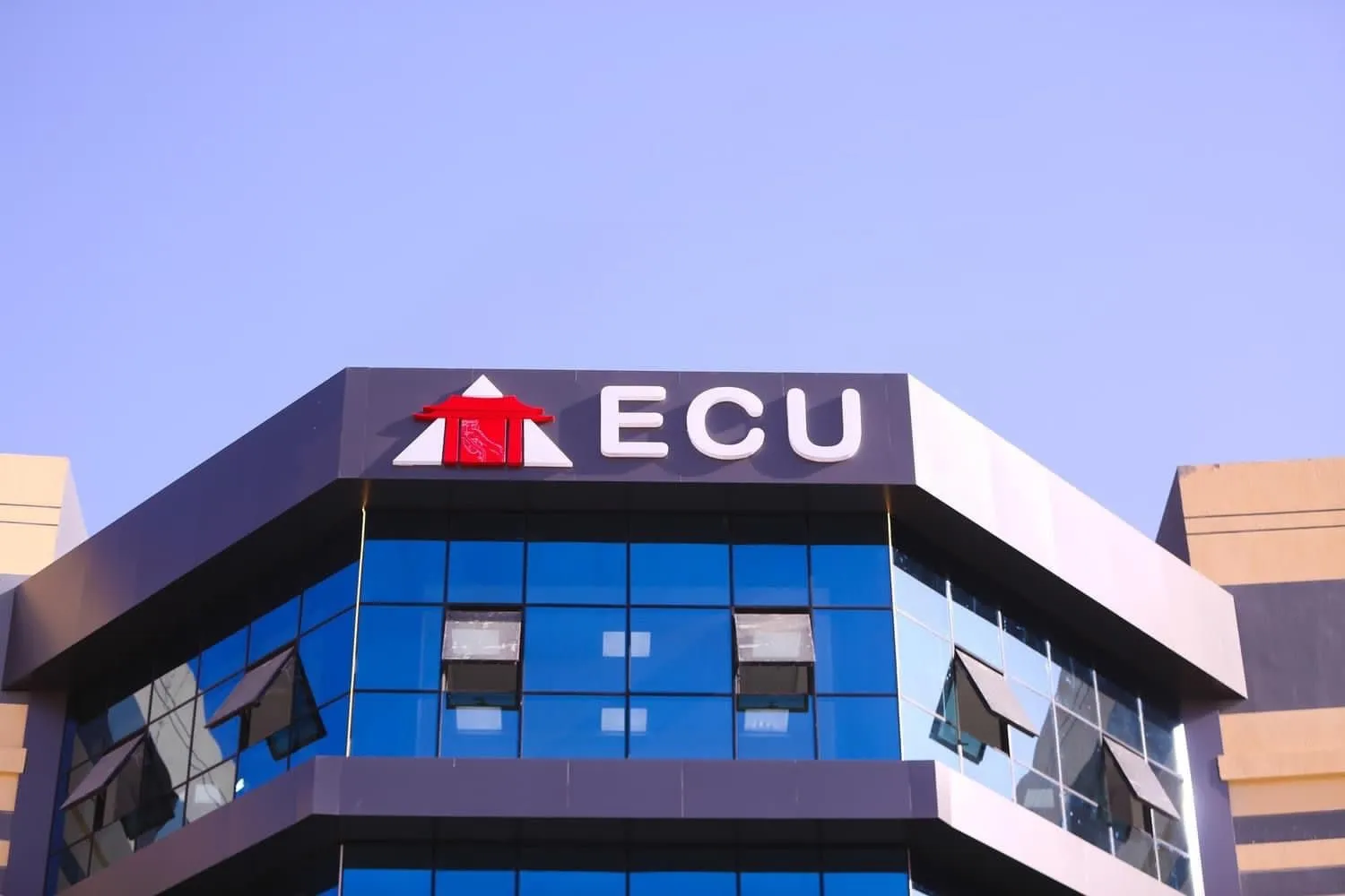 تخصصات الجامعة الصينية في مصر